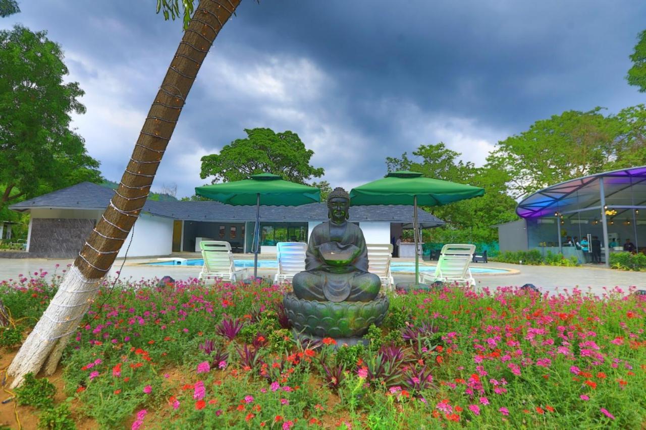 White Feather Resort Kauncha スィルヴァーサー エクステリア 写真
