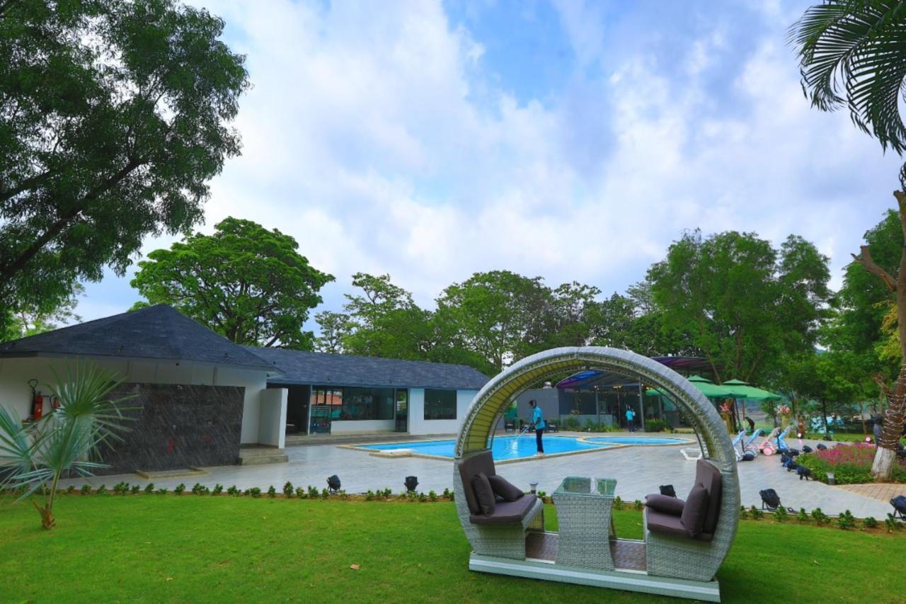 White Feather Resort Kauncha スィルヴァーサー エクステリア 写真