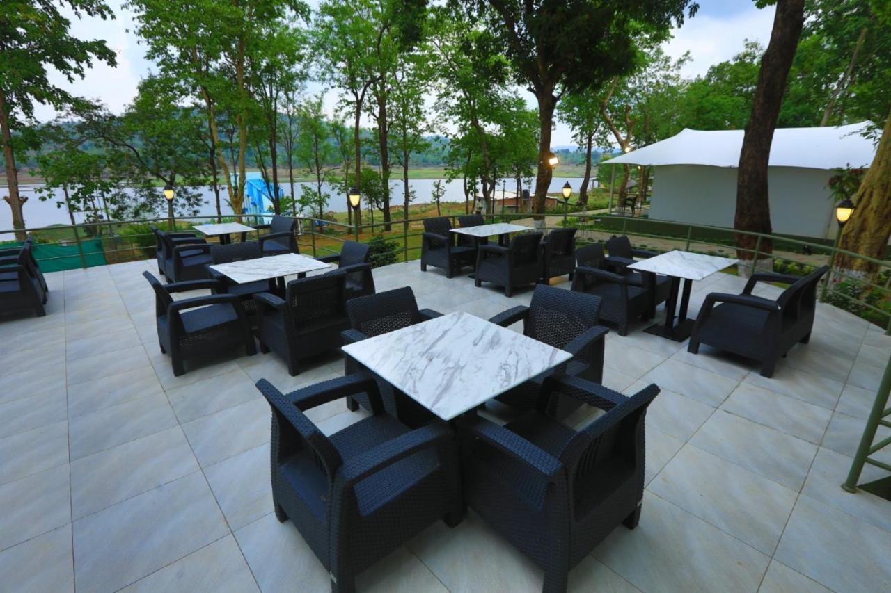 White Feather Resort Kauncha スィルヴァーサー エクステリア 写真