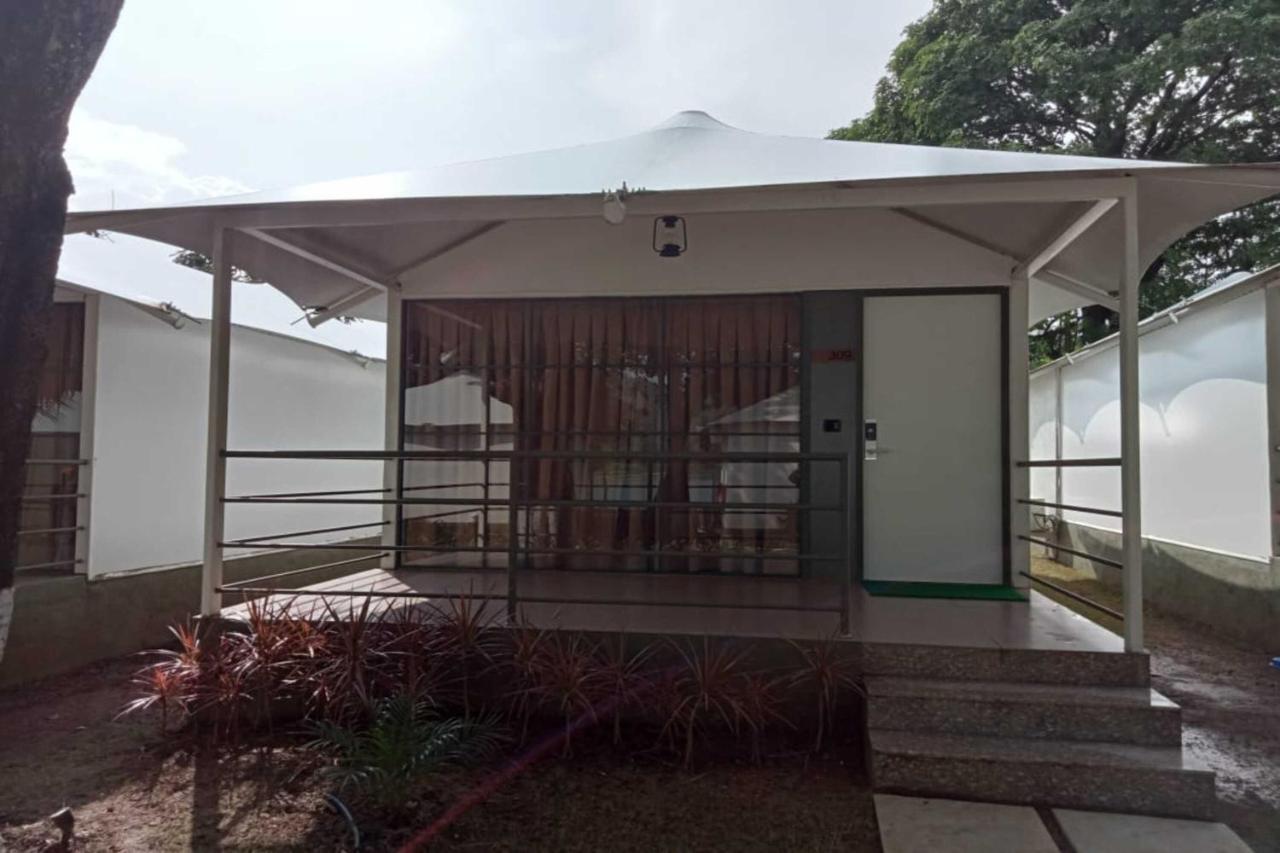 White Feather Resort Kauncha スィルヴァーサー エクステリア 写真