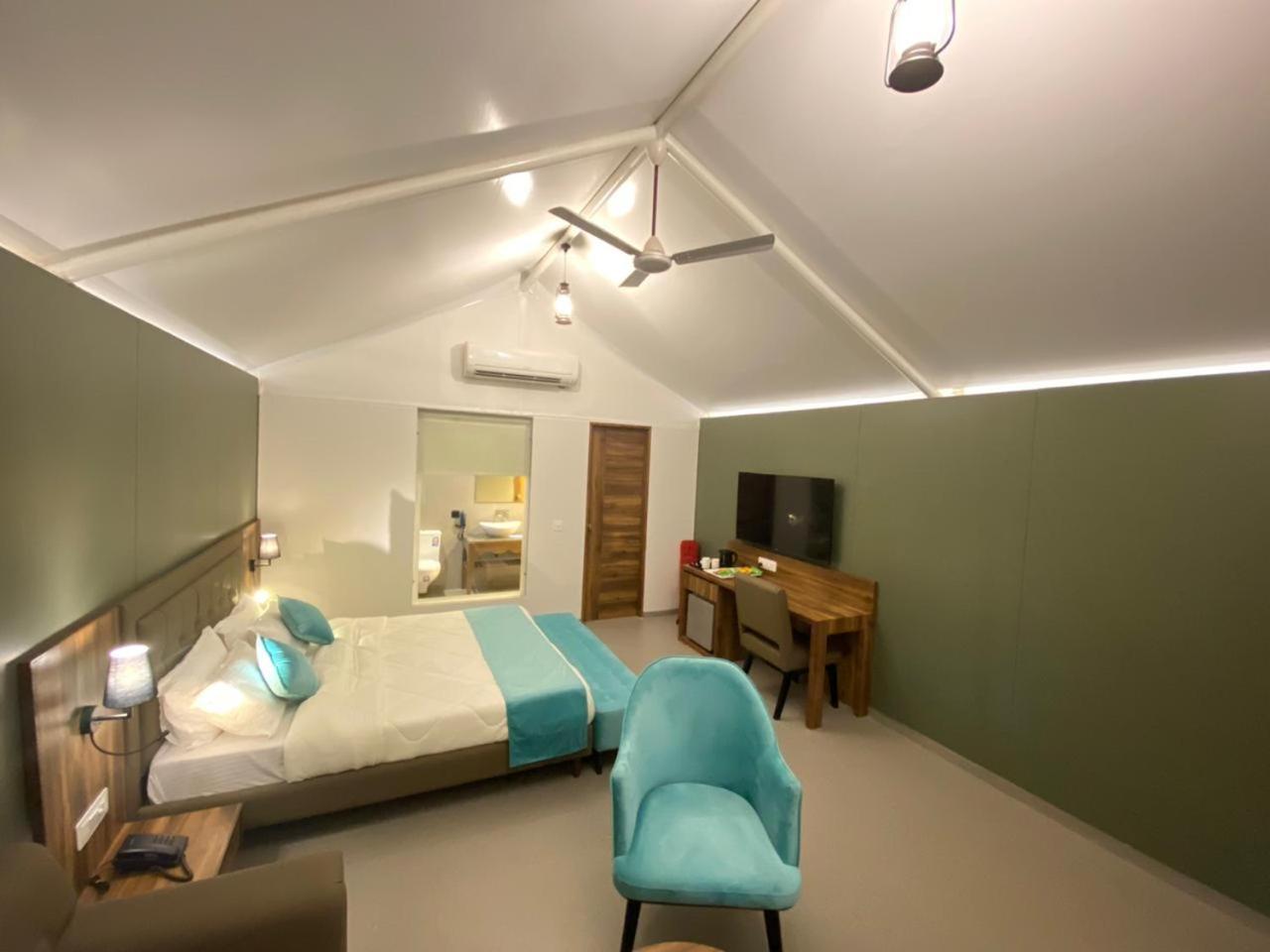 White Feather Resort Kauncha スィルヴァーサー エクステリア 写真